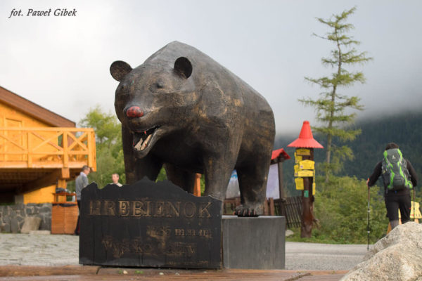 Jaworowy Szczyt. Żelazny niedźwiedź jest symbolem Hrebienoka