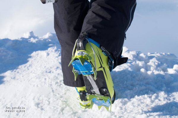 Read more about the article Test lekkich raków skiturowych Climbing Technology Snow Flex