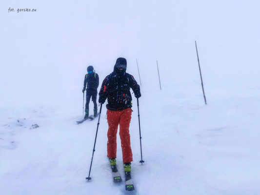 Kominiarka-Columbia-Trail-Summit-II-skitury