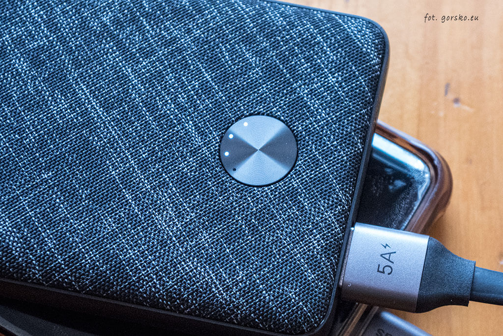 Powerbank Anker 10000 - wskaźnik energii