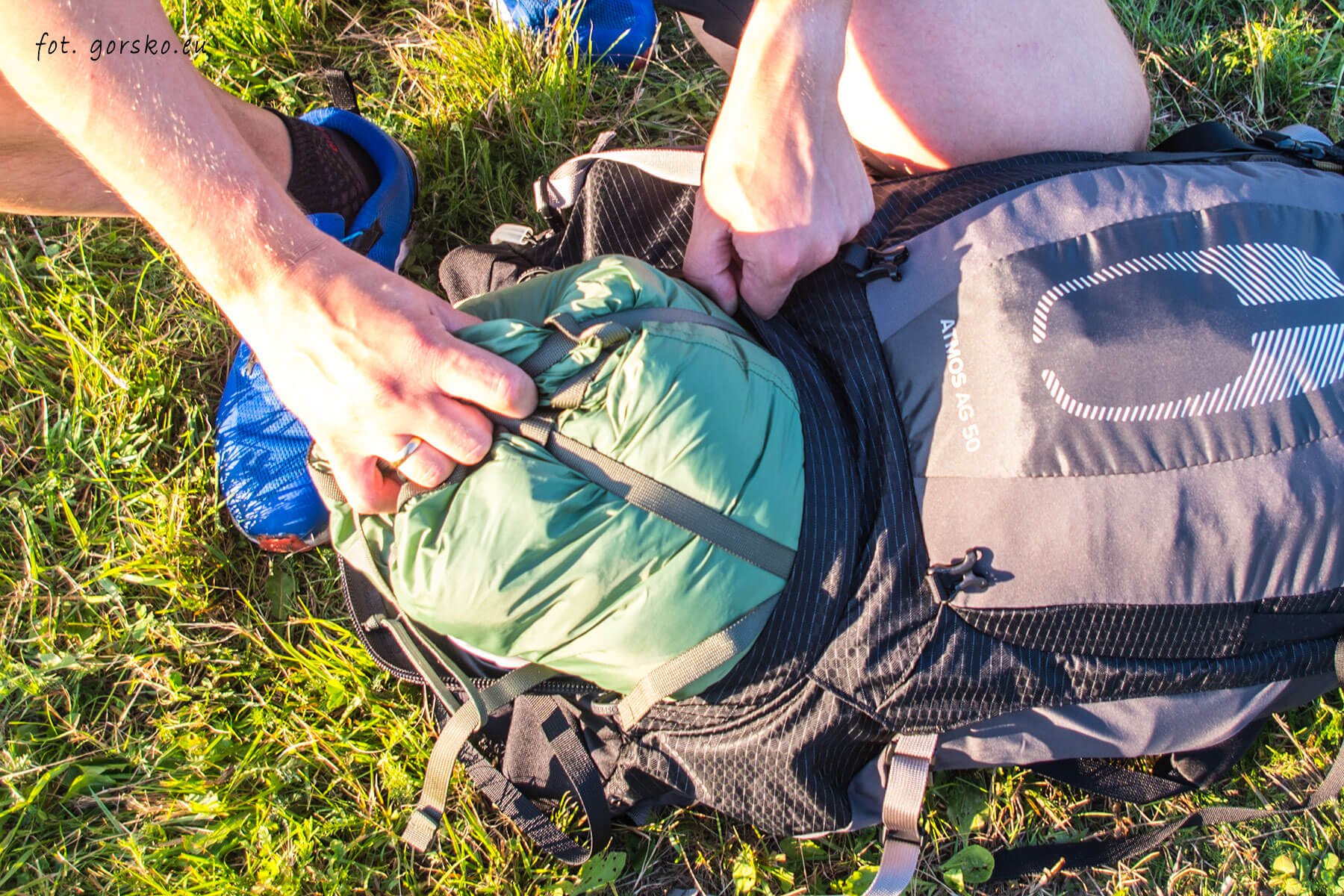 Plecak-Osprey-Atmos-50-dolny-dostęp