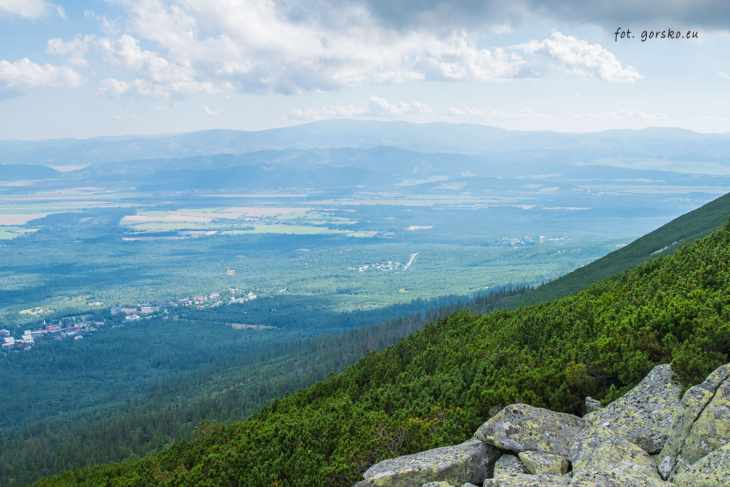 Sławkowski-Szczyt-wejście-widok-na-spisz