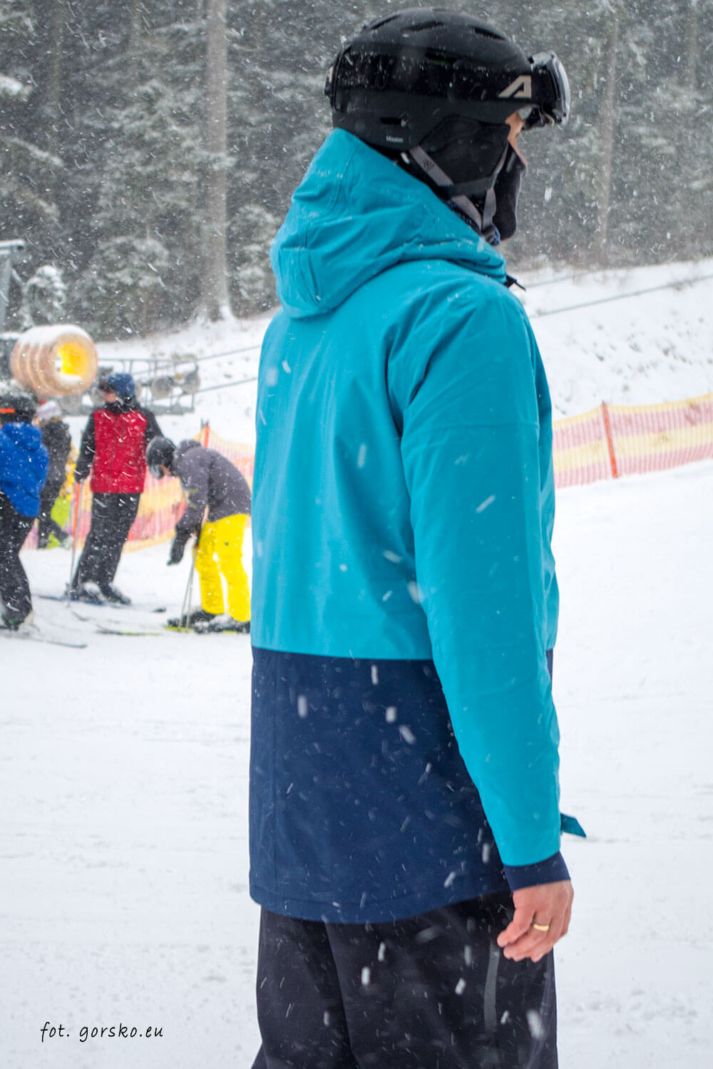 Ocieplana kurtka narciarska Columbia Aerial Ascender II wydłużony krój
