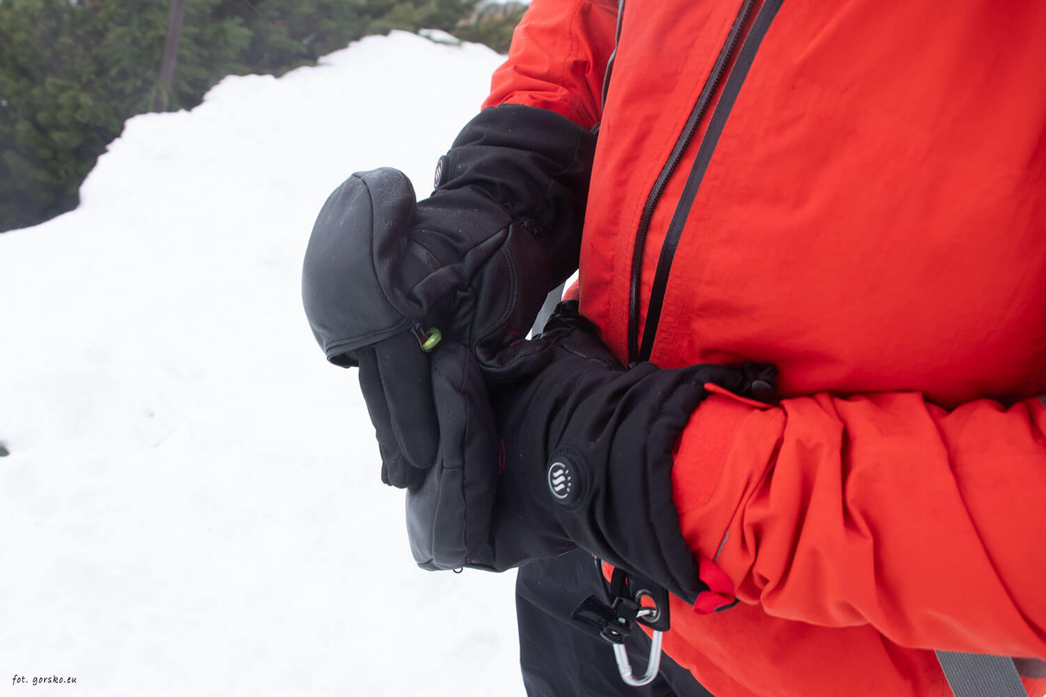 Rękawice-podgrzewane-Glovii-GS21-magnesy