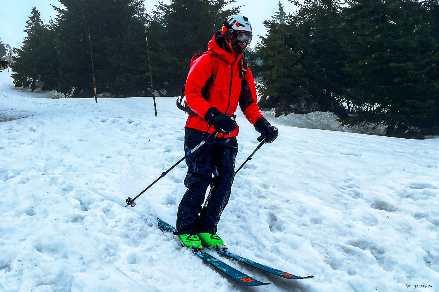 Rękawice-podgrzewane-Glovii-GS21-w-uzyciu2-