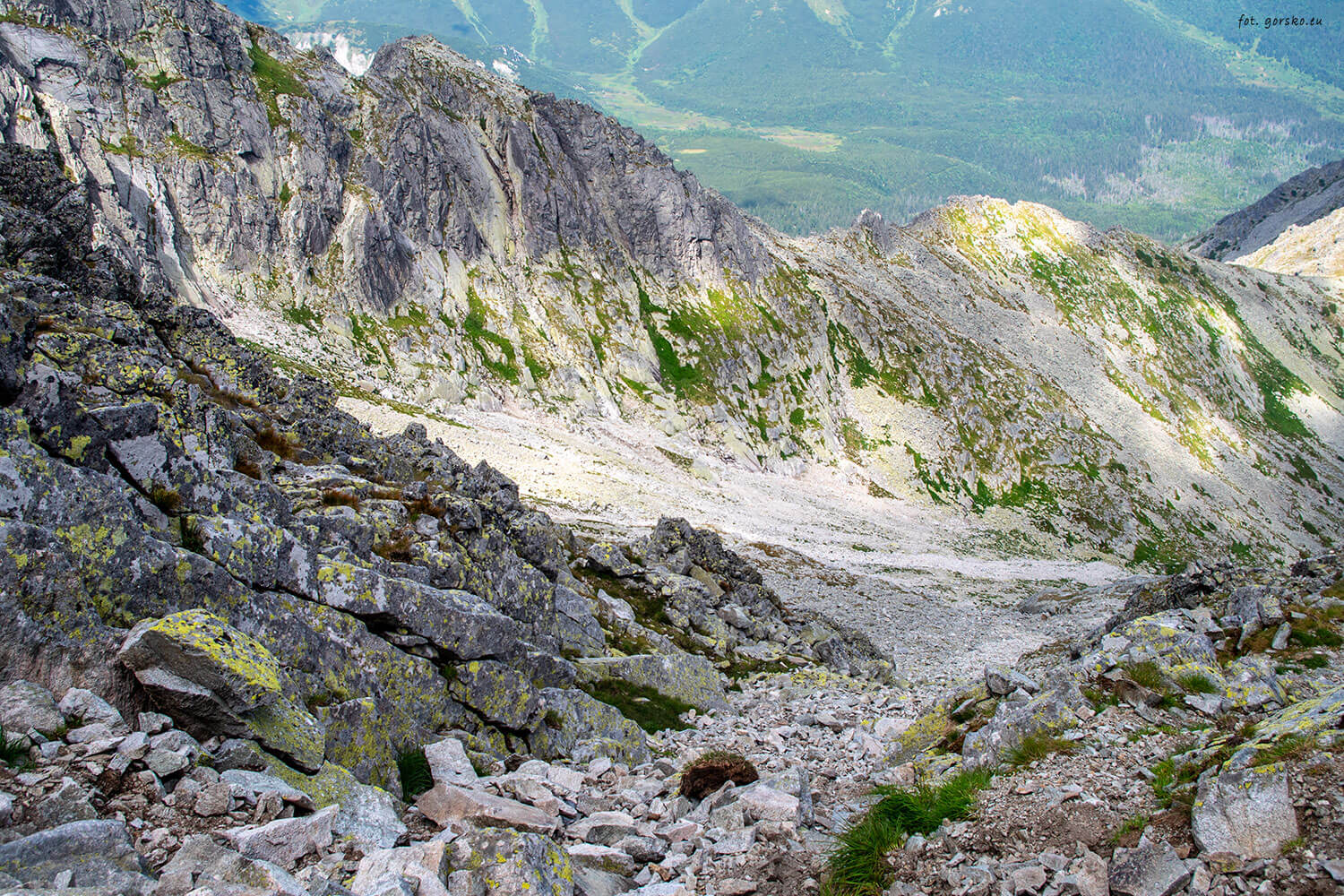 Dolina Huncowska widziana z trasy na Kieżmarski Szczyt
