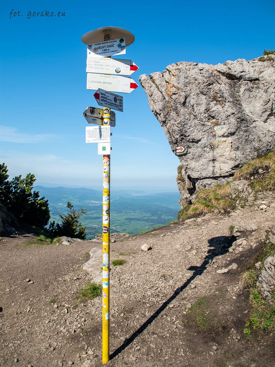 Wielki-Chocz-znak-11