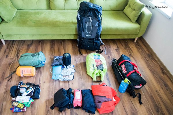 Read more about the article Jak spakować plecak na wielodniowy trekking?