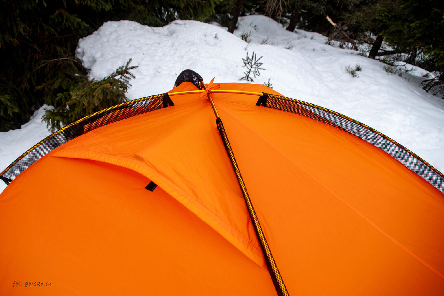 Namiot-całoroczny-Freetime-Fidji-2-DLX-Snow-stelaż