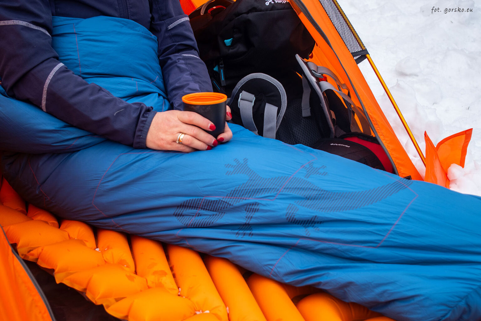 Śpiwór-puchowy-Freetime-Micropak-800D-nogi